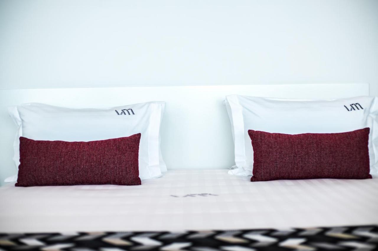 1866 Court & Suites Hotel Бейрут Екстериор снимка
